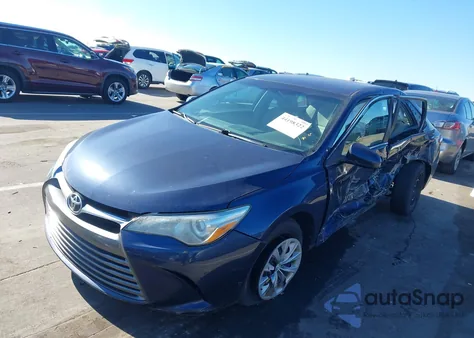 2016 Toyota Camry Le z USA, uszkodzony, nr VIN 4T4BF1FK7GR569289